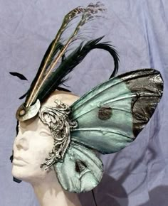 Moth Mask, Masquerade Mask Ideas, Head Dresses, Diy Kostüm, Head Dress, Head Pieces, Fantasy Costumes, Fantasy Fashion, Butterfly Wings