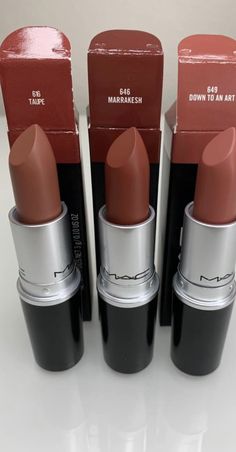 Mac Lipstick Aesthetic, Lip Combos, Lipstick Kit, Makeup Humor, Lipstick Shade, Makeup And Beauty Blog, Lip Combo