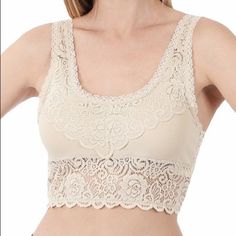 Seamless Lace Stretch Bra Top With Removable Bra Pads. S/M 32a-36d L/Xl 38a-38d Elegant Stretch Seamless Crop Top, Elegant Seamless Stretch Crop Top, Beige Stretch Camisole With Bra-friendly Design, Elegant Seamless Camisole Crop Top, Elegant Beige Seamless Bra, Beige Camisole With Medium Bust Support, Elegant Stretch Beige Crop Top, Elegant Seamless Cream Bra, Elegant Cream Seamless Bra