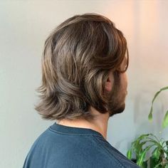 Men Hair Shoulder Length, Medium Hair Man Style, Mens Medium Undercut, Mid Hair Men Style, Shoulder Length Mens Hair Straight, Men’s Long Length Haircut, Medium Length Hairstyle For Men, Longer Hairstyles For Men With Straight Hair, Hairstyles For Men Medium Length Hair