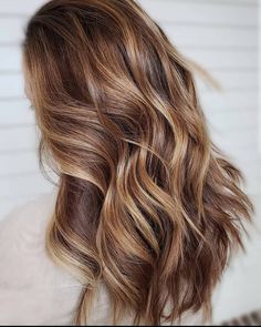 Caramel Brown Hair, Honey Brown Hair, Hair Color Caramel, Brunette Hair With Highlights, Caramel Hair, Brown Hair With Blonde Highlights, Caramel Highlights