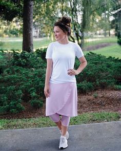 Modest Athleisure, Courtney Toliver, Duggar Girls, Vestidos Sport, Modest Mom, Conservative Outfits, Modesty Outfits