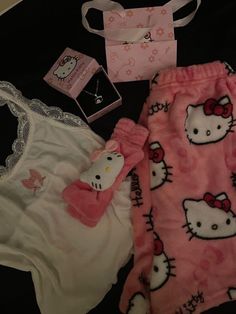 Sanrio Pajamas, Hello Kitty Pjs, Hello Kitty Pajama Pants, Hello Kitty Pattern, Hello Kitty Pajamas, Pyjamas Party, Kitty Pattern, Images Hello Kitty, Kitty Clothes