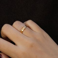 Meideya jewelry Bia Baguette Ring Gold Baguette Ring, Ring Sizing Chart, Baguette Rings, Personalized Gift Cards, Baguette Ring, Minimal Chic, Silver Brass, Classic Ring, Sizing Chart