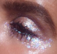 bold makeup eyeshadow look, euphoria esque aesthetic   ig: fashionicide Eye Makeup Glitter, Photowall Ideas, Boujee Aesthetic, Photo Wall Collage, Soft Grunge, Clueless, Pink Lips, Cute Makeup, Aesthetic Vintage