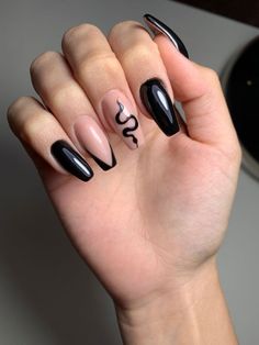 Kutek Disney, Black Acrylic Nails, Smink Inspiration, Casual Nails, Colorful Nails, Black Nail Designs, Acrylic Nails Coffin Short, Fire Nails, Short Acrylic Nails