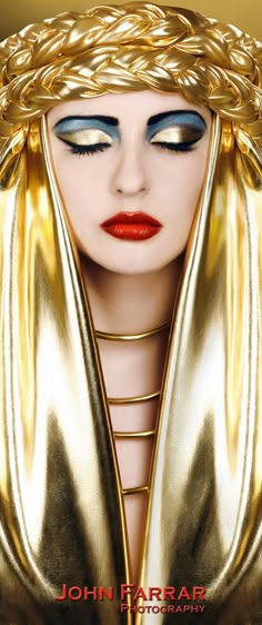 gold Egyptian Makeup, Midas Touch, Foto Tips, Touch Of Gold, Gold Rush, Photography Women