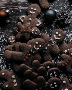 some very pretty decorated cookies on a table