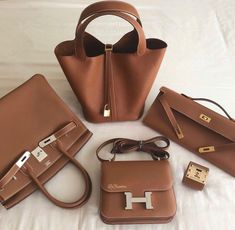 Best Designer Bags, Latest Bags, Womens Handbags, Classic Handbags, Web Traffic, Hermes Handbags, 가을 패션, Purses Designer