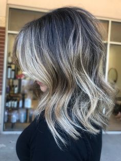 Grey Blending On Dark Hair, Hair 2022, Brunette Balayage, Ombré Hair, Mom Hairstyles, Balayage Brunette