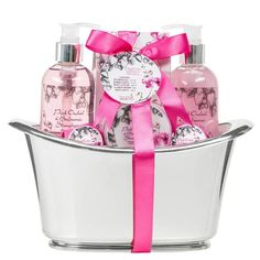 Freida and Joe Aromatherapy Essentials Spa Set for Women in Large Silver Tub offers a serene escape into luxury with its expertly crafted bath essentials. This spa set, presented in a sleek large silver tub, includes: 2 Bath Bombs in Pink Orchid and Balsamic Strawberry Rich Body Lotion Gentle Shower Gel Exfoliating Bath Sponge The Pink Orchid bath bomb envelops you in a delicate floral aroma, while Balsamic Strawberry invigorates with a sweet, fruity scent. The body lotion deeply hydrates and so Strawberry Fragrance, Fitness Breakfast, Unique Homemade Gifts, Spa Gift Set, Wine Gift Baskets, Spa Gift Basket, Spa Set, Aromatherapy Gifts, Large Basket