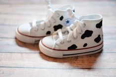 High top cow print converse Baby Clothes Country, Shoes Crochet, Top Cow