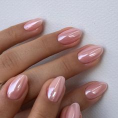 Pearly Pink Chrome Nails, Chrome Pink Tip Nails, Cute Nails Polish, Hoco Nail Inspo Pink, Nails Cool Girl, Nails To Have When You Get Engaged, Satin Pink Nails, Ref Nails Ideas, Bubblegum Chrome Nails