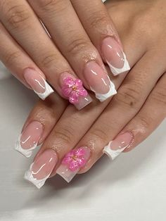 insta @imtznails Summer Flowers Nails, Orchid Nails Square, Flower Nails Square, French Tip With Flower Design, French Flower Nails, Summer Nails With Flowers, Flower Gel Nails, Square Nails Summer, Summer Flower Nails