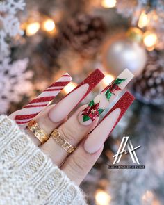 Winter Nails 2023, Christmas Nail Designs Acrylic, Nails 2023 Trends, Halloween Nail Art Tutorial, Classy Nail Art Ideas, Nail Art Noel, Cute Christmas Nails, Christmas Nails Acrylic