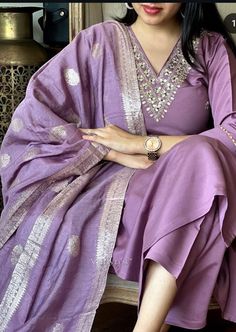 Grand Dresses, Indo Western Outfits For Women, Kurta With Dupatta, Silk Kurti Designs, Fashion Show Dresses, Churidar Designs, Dress Book