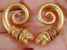 Sumerian earrings Ancient Babylon, Gold Lion, Antique Gold Jewelry, Spiral Earrings