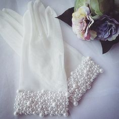 Gloves With Pearls, Glamour Gloves, Bride Gloves, Diy Friendship Bracelets Patterns, Pearl Bridal Jewelry, My Wedding Day