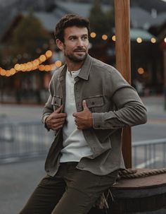 Mens Outfits Basic, Mens Europe Fall Outfits, All Saints Menswear Style, Mcm Mens Fashion, Europe Men Fashion Fall, Men Fashion 40 Year Old, Italy Mens Fashion Winter, Guys Fall Outfits Casual, Mens Fashion Mountain