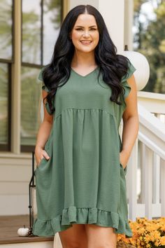 Chic Soul plus size clothing, olive colored short dress with ruffle detailing on sleeves and dress with v neck Dress With Wedges, Chic Soul, Mid Size Fashion, Look Plus Size, Draped Midi Dresses, Dress Dusty, Women Outfits, Mid Size, Look Plus