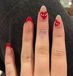 Nail Designs With Hearts With Eyes, Heart Inspired Nails, Heart Eye Nail Designs, Nails Red Heart Eyes, Nail Ideas Heart With Eyes, Nail Designs Heart With Eyes, Nails With Hearts With Eyes, Heart Face Nails, Nails Heart With Eyes