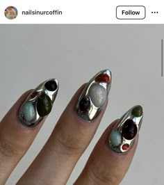 Mixed Metal Nails, Cool Nail Inspo 2024, Jelly Chrome Nails, 3d Jelly Nails, Nails With Chrome Design, Chrome Design Nails, Blob Nails, Silver Nails Ideas, Jelly Nails Designs