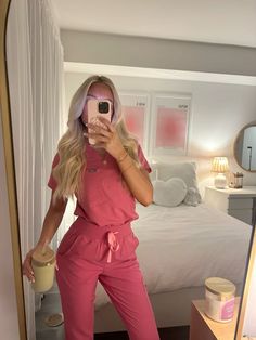 #fyp #pinterest #explorepage #healthcare #health #scrubs #dermatology #figs #viral Scrubs Vision Board, Fig Scrubs Aesthetic, Hospital Scrubs Aesthetic, Soft Nursing Aesthetic, Dental Scrubs Aesthetic, Scrubs Uniform Cute Aesthetic, Esthetician Scrubs Outfit, Scrubs Aesthetic Medical, Figs Scrubs Aesthetic