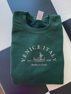 Trendy Venice Italy Forest Green Crewneck L Trendy Spellout Sweatshirt Hoodie Cute Crewneck, Green Crewneck, Green Sweatshirt, 자수 디자인, Vintage Crewneck, Etsy Instagram, Embroidered Crewneck, Cute Sweatshirts, Pinterest Pin