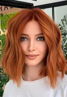 Messy Low Ponytails for an Effortlessly Cool Style Auburn Long Bob Hairstyles, Hair Colour Ideas Copper, Copper Hair And Green Eyes, Long Bob Ginger Hair, Red Copper Hair Color Short, Long Copper Bob, Makeup For Copper Hair Green Eyes, Long Bob Copper Hair, Copper Hair Bob Haircut