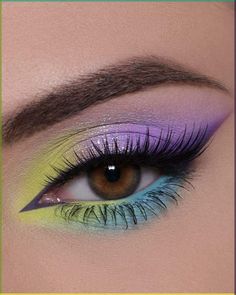 Colorful Eye Makeup Tutorial, Vibrant Makeup, Bright Makeup, Eye Makeup Pictures, Makijaż Smokey Eye, Eye Makeup Designs, Colorful Eye Makeup