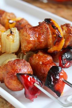 Italian Sausage Skewers - Christina's Cucina #sausages #skewers #italianfood Venison Kabobs, Sausage Skewers, Shishkabobs Recipe, Italian Shop, Superbowl Food, Chicken Nachos Recipe, Shish Kabob, Philly Cheese Steak Sliders, Game Day Recipes