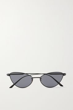 Designed with Khaite, Oliver People's '1998C' sunglasses are so sleek. They have a cat-eye-inspired shape, which feels retro and modern thanks to the black metal frame. Oliver Peoples Sunglasses, Notes Design, Metal Sunglasses, Black Metal Frame, Cat Eye Frames, Oliver Peoples, Gold Sunglasses, Fall Shopping, Sunglass Frames