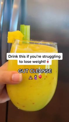 Meatless Dishes Healthy, Natural Tinctures, Smoothie Store, Heathy Drinks, Smoothie Aesthetic, Health Juice, Gut Cleanse, Healthy Juicer Recipes, Healthy Journey