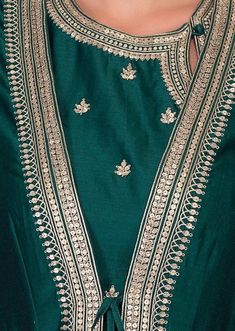 Marori Work Embroidery Dresses, Marodi Embroidery, Marodi Work, Crop Top With Skirt, Designer Crop Top, Skirt Lehenga, Garba Outfit, Dori Work, Top With Skirt