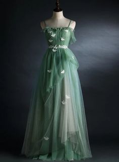 Prom Dress Tulle, Party Dress Formal, A Line Prom Dress, Beautiful Evening Dresses, Green Tulle, Chique Outfits, Floor Length Prom Dresses, Dress Tulle