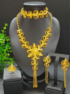 1set Fashionable Tassel Design Gold-Plated Women's Alloy Jewelry Set With Necklace & Earrings, Perfect For Wedding, Party And Holiday Gift Yellow Gold    Zinc Alloy     Women Fashion Jewelry, size features are:Bust: ,Length: ,Sleeve Length: Gold Earrings Models, Gold Bridal Jewellery Sets, Gold Jewelry Sets, African Necklace, Women's Jewelry Sets, Jewellery Sketches, Fashion Jewelry Sets, Bridal Gold Jewellery Designs, Gold Jewelry Necklace