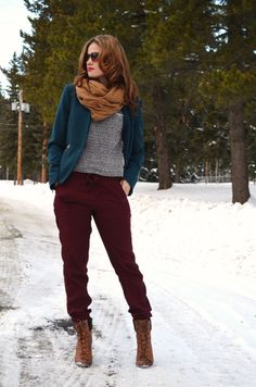 Hot Winter Outfits, Latest Winter Fashion, Cozy Winter Fashion, Teal Blazer, Jogger Pants Outfit, Stylish Winter Outfits, Joggers Outfit, Cute Winter Outfits, Red Pants