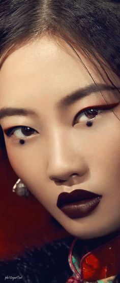 ojos y labios. Extreme Make-up, Geisha Makeup, Make Up Inspiration, Glow Skin, Makeup Photography, Fantasy Makeup, Asian Makeup, Costume Makeup