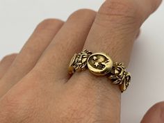 Sun and moon ring made of Gold Vermeil: 18k Gold over Solid 925 Sterling Silver ☞ made to last. Matching Ring - Please ask me Matching Earrings - Please ask me Details: • Sun and Moon Gold Ring • Dimensions: Band Width 2.2mm, Thickness 0.7mm • 18k Gold Vermeil SKU TE-094 Sun And Moon Ring, Sun And Moon Rings, Moon Gold, Gold Jewellry, Matching Ring, Moon Ring, Matching Rings, Solid Gold Jewelry, White Gold Band