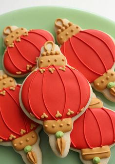 decorated cookies in the shape of hot air balloons