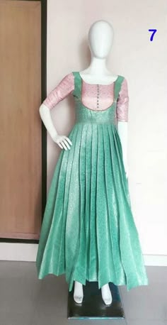 Silk Saree To Gown Convert, Old Silk Sarees Convert Into Dress, Saree Converted To Gown, Suit Sharara, Fancy Pattern, डिजाइनर कपड़े, Plazzo Suit, Western Suit, Lehenga Saree Design