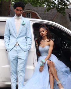 Blue Prom Couple, Couple Prom Outfits, Prom Looks For Guys, Prom Couples Outfits, Blue Prom Suit, Blue Graduation Dresses, Prom Outfits For Guys, Couples Prom, Couple Prom