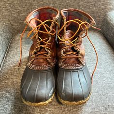 Mens Size 9m Ll Bean Boot Made In Maine. (Note: Bean Boot Sizing Is Different Than Most Other Shoes. This Is Equivalent To A Typical Mens 10 Or 10.5). Plaid Gore-Tex Lining With Some Signs Of Wear In The Heels. Laces Are Brand New And Stitching Between Rubber Lower And Leather Upper Was Recently Re-Done By Ll Bean. Bean Boots Outfit, Ll Bean Boots, Boots Outfit Men, Bean Boots, Ll Bean Boot, Gore Tex, Boots Outfit, Shoes Mens, Leather Upper