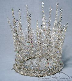 White Witch Crystal Crown by upfromtheashes on Flickr   (via Pin by Countess Sykora on For M., My Accomplice | Pinterest) White Witch, Crystal Crown, Royal Jewels, Crown Jewels, Tiaras And Crowns, New Age, San Valentino