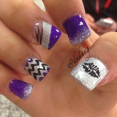 Instagram media by dndang #nail #nails #nailart Nail Designs With Silver, Royals Nails, Silver Glitter Nails, Get Nails, Glitter Nail, Nail Polish Designs, Hot Nails, Fabulous Nails