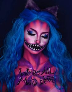 Mesmerizing Halloween makeup looks - Miss M.V. Insane Makeup Looks, Disney Makeup Looks, Disney Halloween Makeup, Spx Makeup, Crazy Halloween Makeup, Cheshire Cat Makeup, Wonderland Makeup, Cat Halloween Makeup, Maquillage Yeux Cut Crease