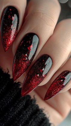 Goth Red Nails, Black Red And Gold Nails, Vampire Nails, Red Nail Art, Edgy Nails, Faded Hair, Wedding Nail, Red Nail Designs