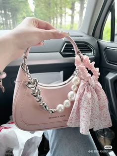 Girly Bags Purses, Pink Bag Aesthetic, Cute Handbag, Pink Girly Things