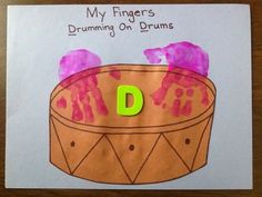 a drawing of a drum with the letter d on it