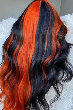 The Halloween season without copper and black would never be complete. If you have dark hair, consider adding a pop of color to your tresses – add spicy copper highlights for a contrasting look. Peak A Boo Hair, Halloween Hair Ideas, Black Hair Ideas, Emo Haircuts, Bold Hair Color, Ombre Hair Blonde